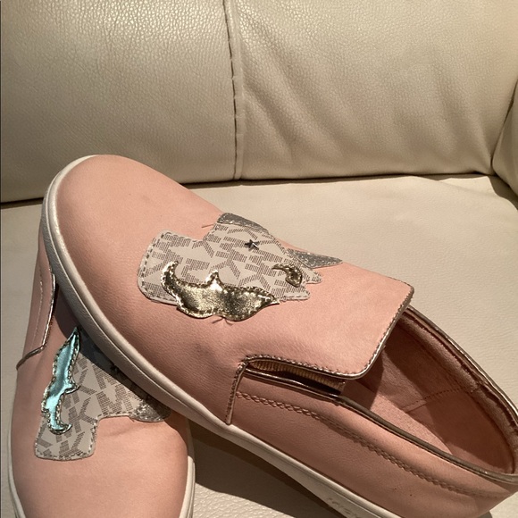 Michael Kors pink MK perforated slip on sneakers VGUC size 13 - Picture 4 of 10